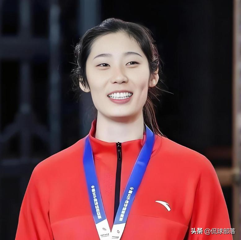 朱婷好事連連！歐冠女排奪冠實現(xiàn)雙圈全滿貫，又有啥新喜訊？