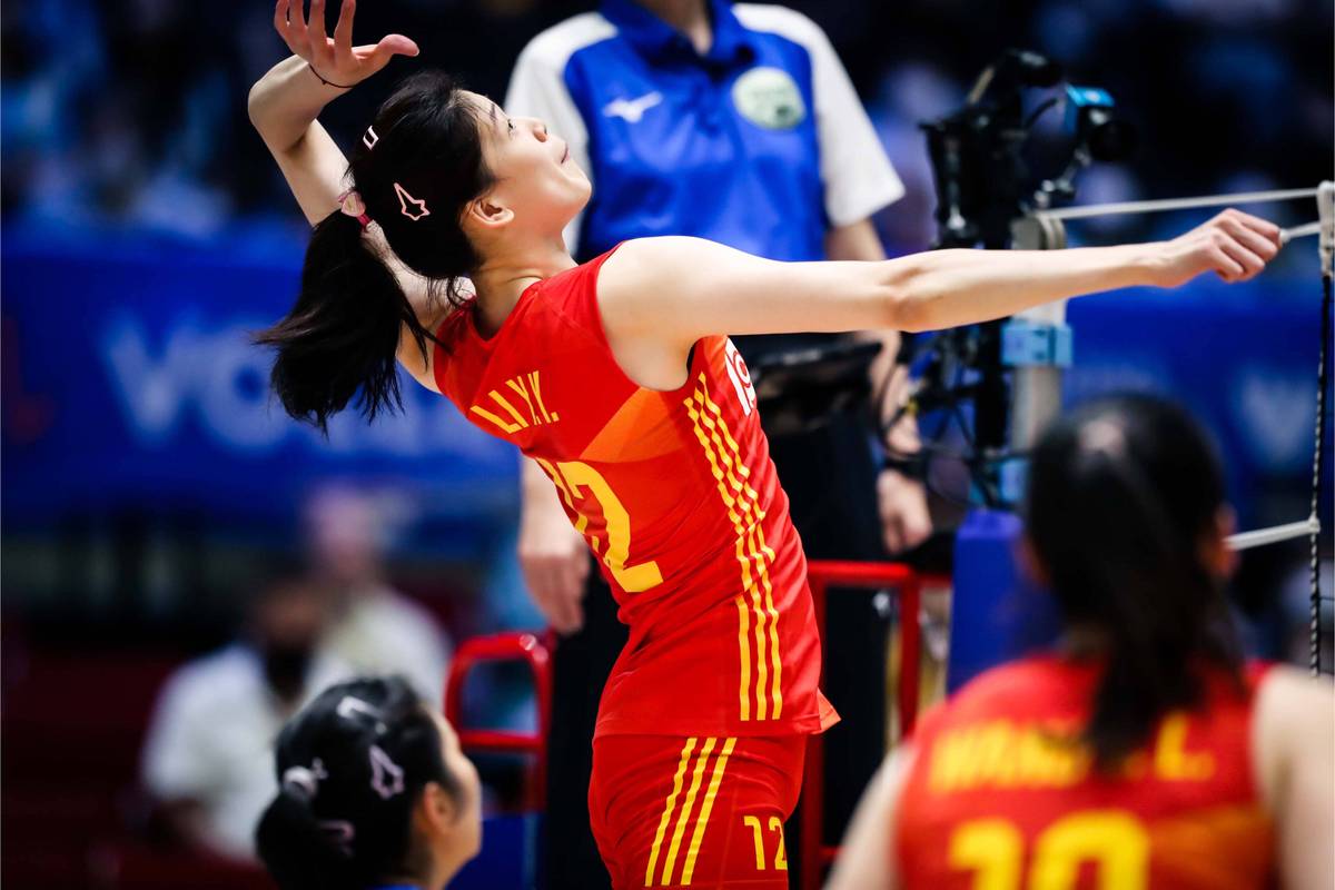 2024女排世俱杯決賽 科內(nèi)利亞諾對天津女排_(tái)2025女排世俱杯冠軍_朱婷李盈瑩對決