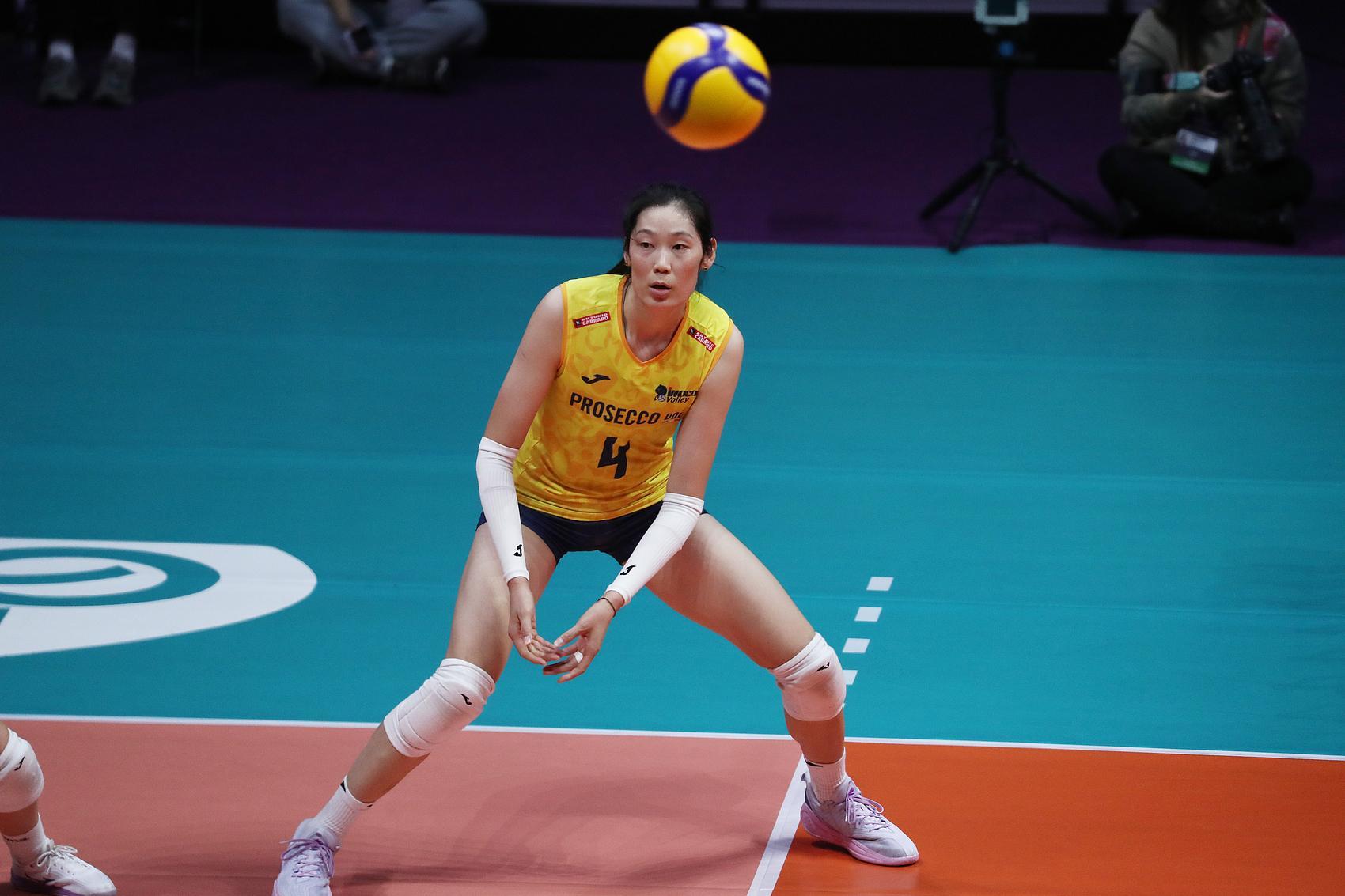 2024賽季女排世俱杯決賽：朱婷反擊記者不當提問引關注